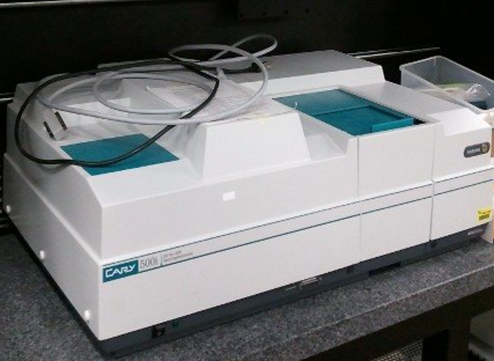 Cary 500i UV-Vis Spectrometer
