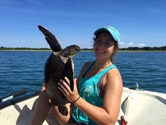 Abigal Hudak - Sea Turtle Research Peru