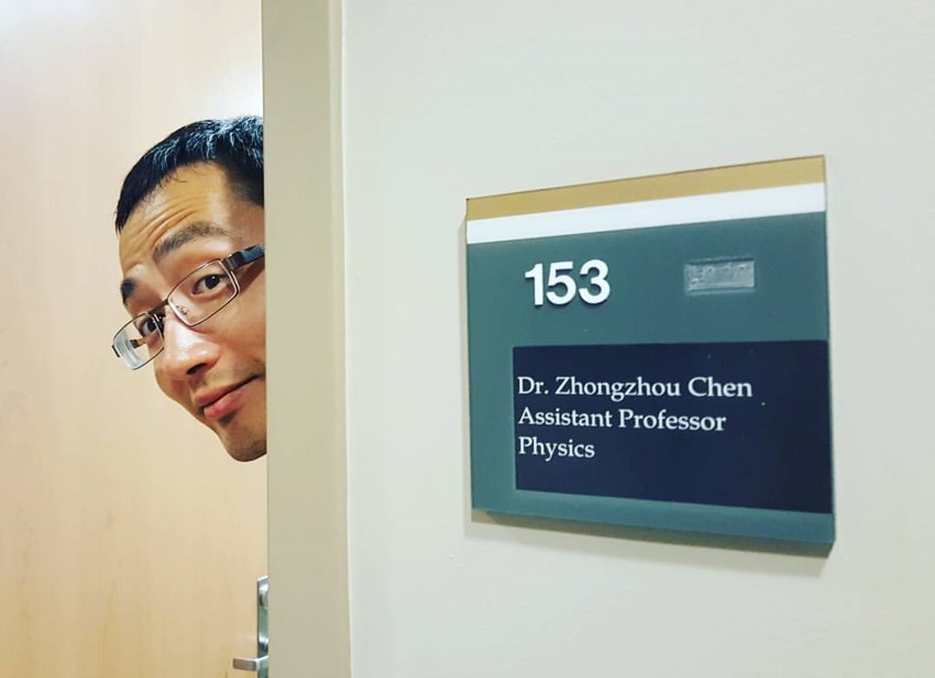 Dr. Chen poking his head outside his office door.